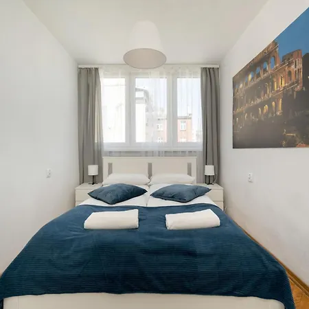 Spacious 2-bedroom In By Rent Like 아파트