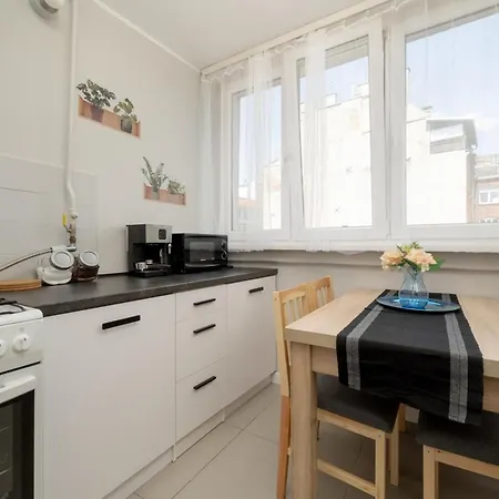 Spacious 2-bedroom In By Rent Like 아파트 *