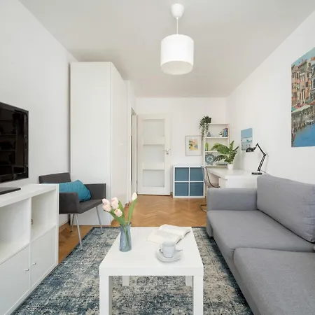 Appartement Spacious 2-bedroom In By Rent Like *